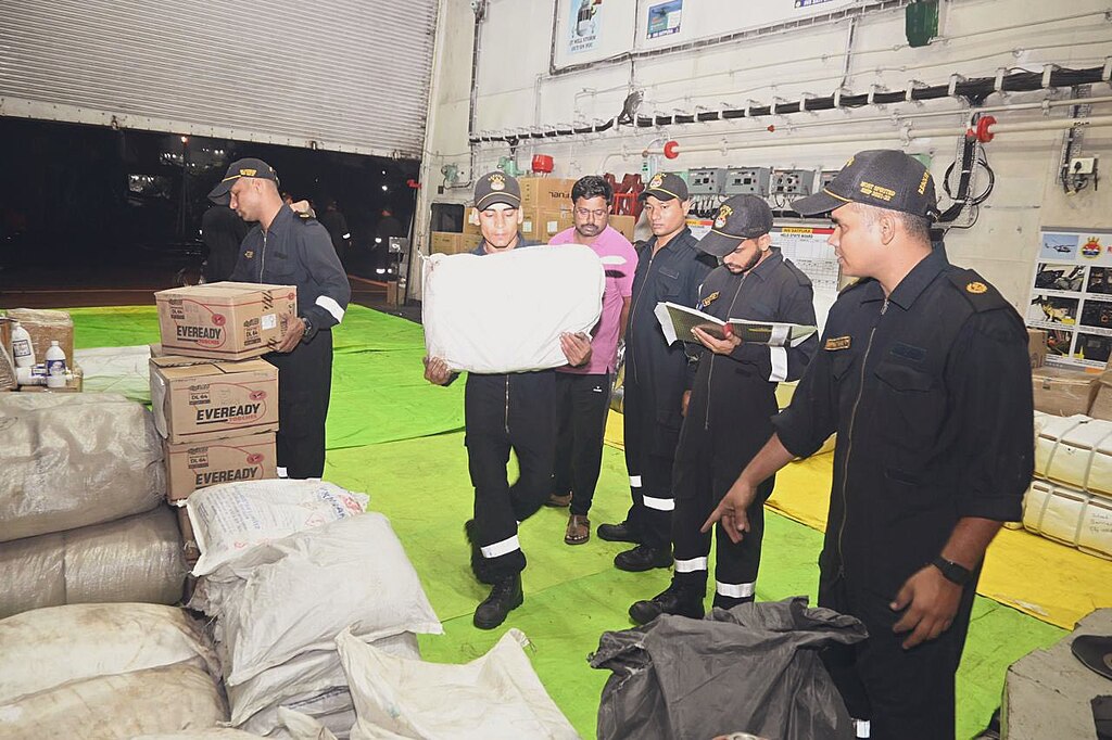 Indian Navy official loading  INS Satpura & INS Savitri are carrying 40 tonnes of humanitarian aid, heading for the port of Yangon.